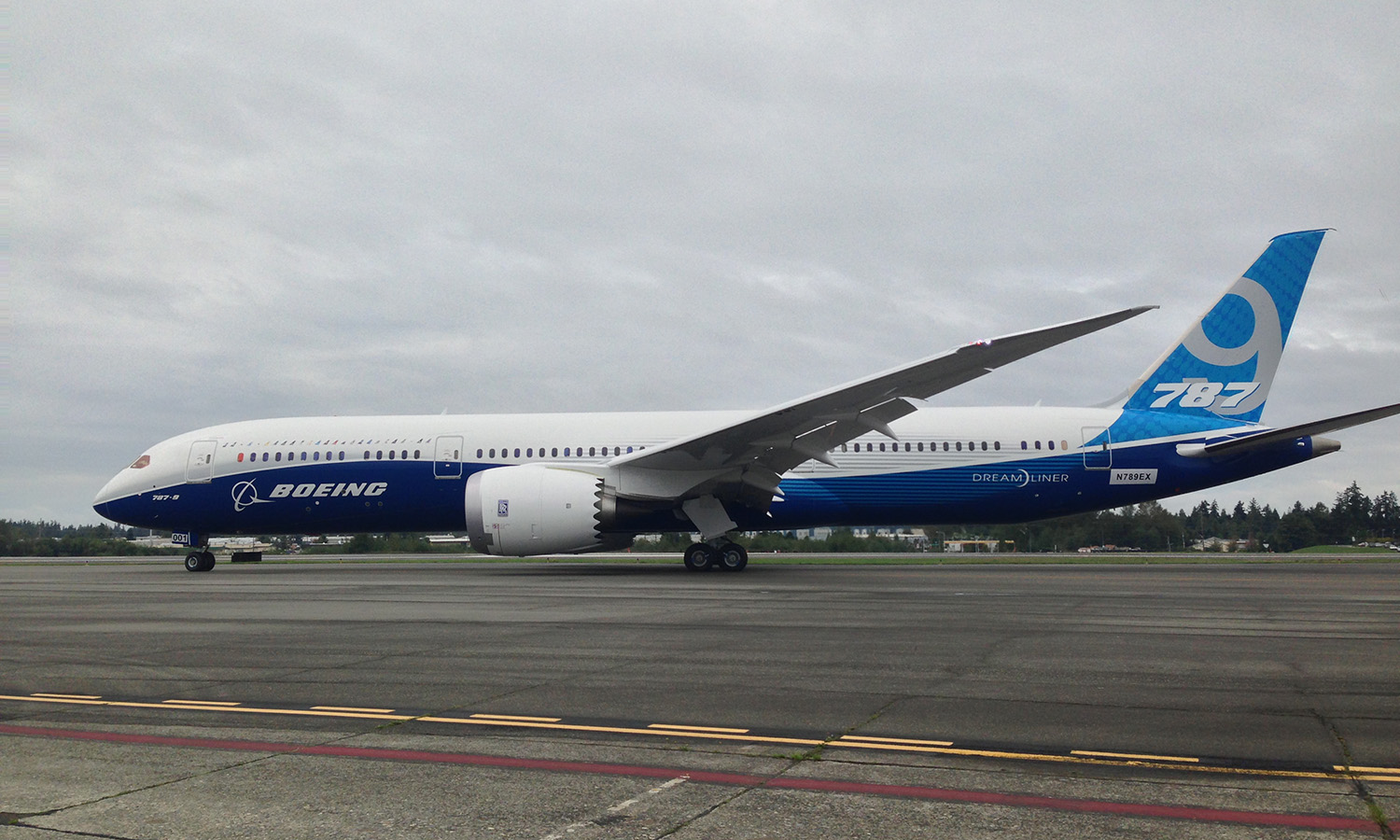 g_Boeing_787-9